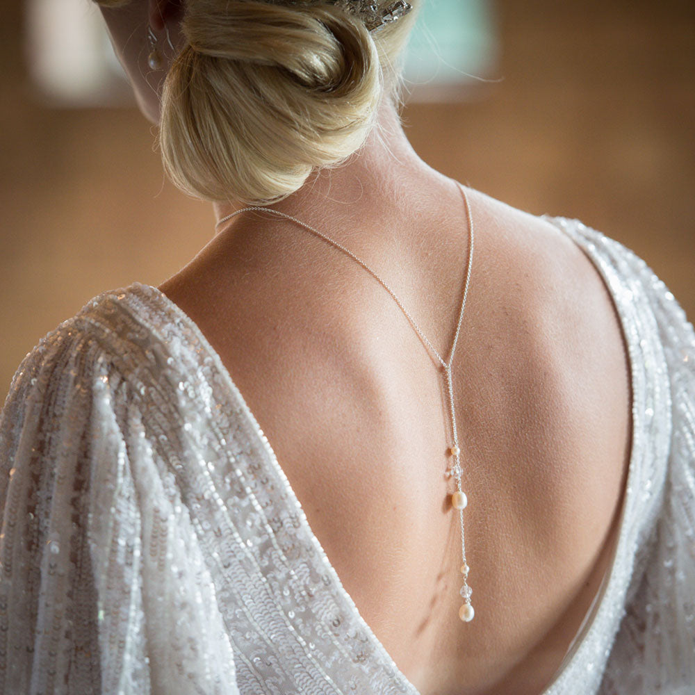 Bridal back chain clearance