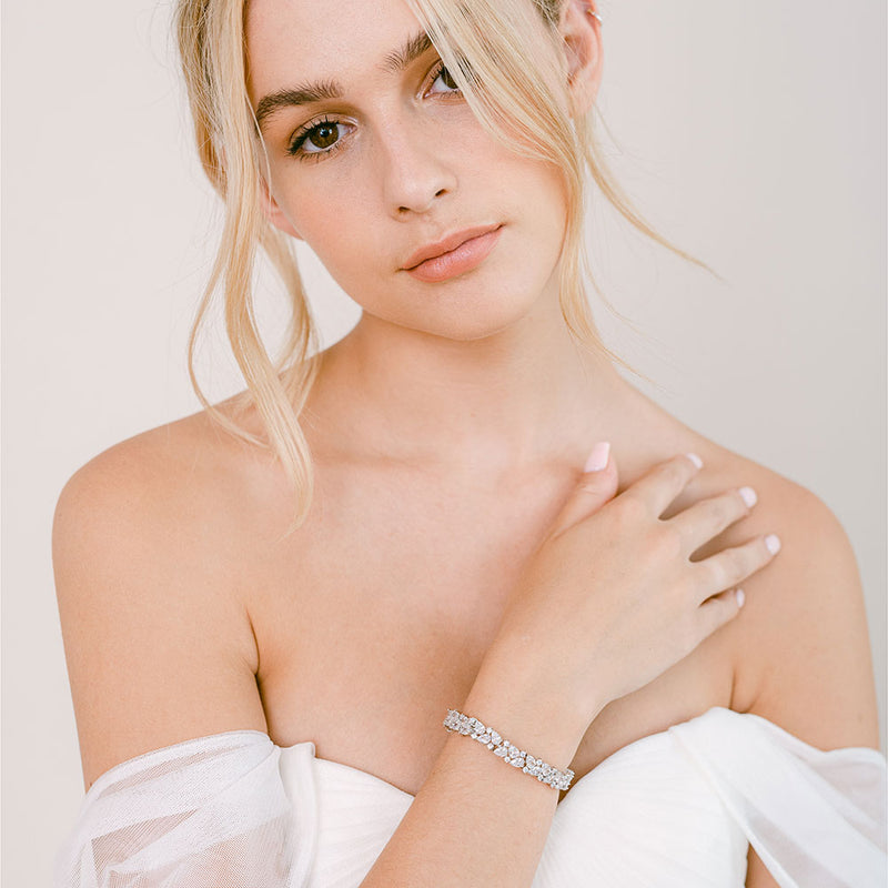 Selene crystal bracelet - Liberty in Love