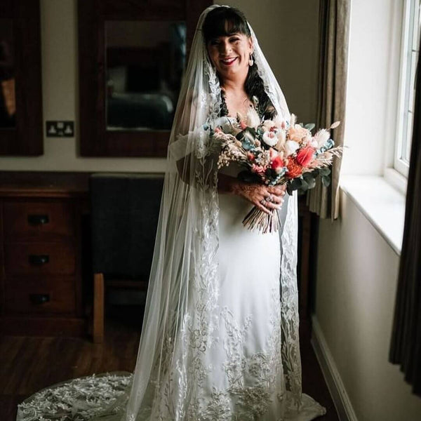 Kerri wore the Clustered pearl hoop earrings (gold) by Aria. Photography by Chris Smith Photography.