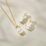 Luce pear-cut crystal earrings and necklace set (gold)