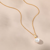 Nura baguette pearl drop pendant necklace (gold)