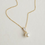 Avery pearl pendant necklace (gold)