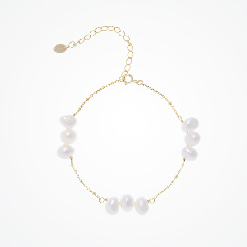 Clustered freshwater pearl gold bracelet - Liberty in Love