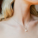Elm pearl and zirconia pendant necklace (silver)
