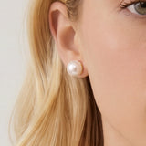 Euston pearl stud earrings (gold)