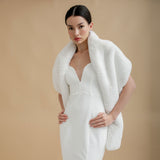 Faux fur bridal stole (ivory cloud) - Liberty in Love