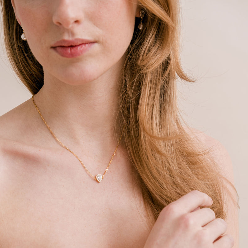 Infinite minimal pear zirconia chain necklace (gold) - Liberty in Love