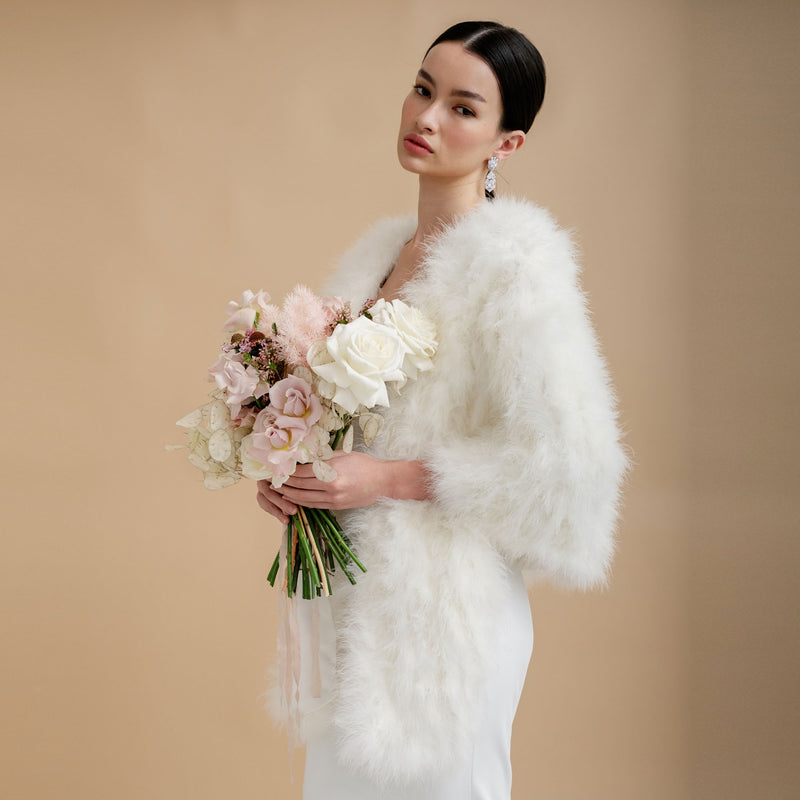 Ivory feather bridal cape - Liberty in Love