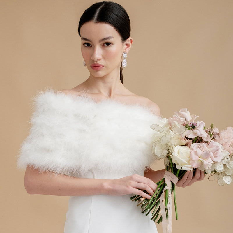 Ivory feather bridal stole - Liberty in Love