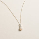 Linea zirconia and pearl pendant necklace (silver)