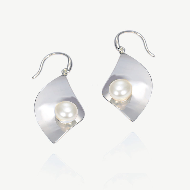 Monza pearl abstract motif earrings - Liberty in Love