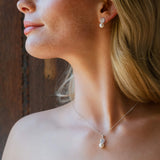 Muse square zirconia pearl earrings and pendant set (silver)
