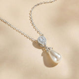 Noemi I teardrop pearl necklace (silver) - Liberty in Love