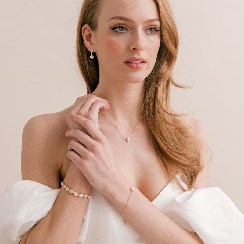 Coco Noemi pear crystal bracelet (gold) - Liberty in Love