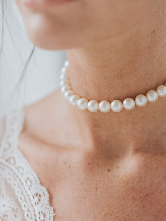 Pearl jewellery
