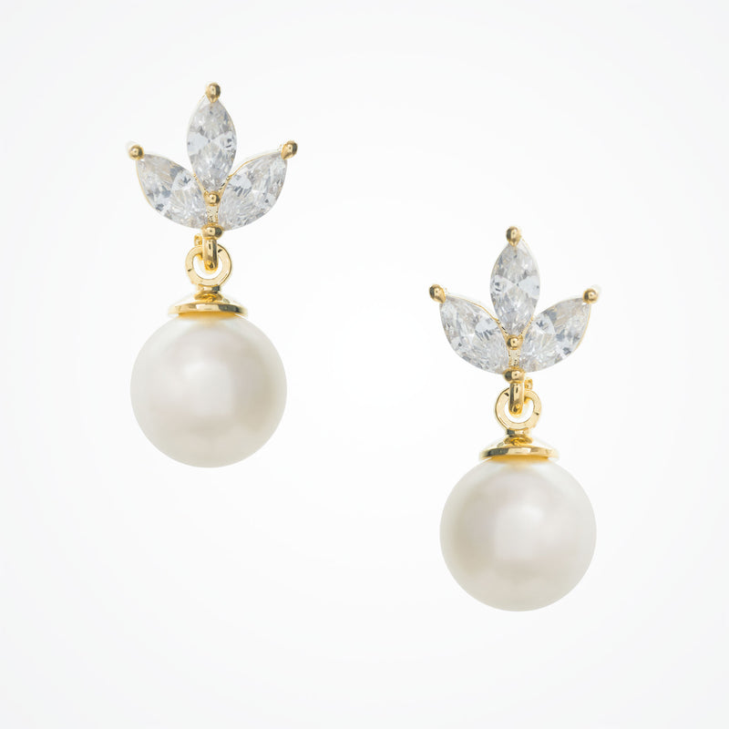 Romy pearl drop earrings and Alta pearl jewellery set (gold) - Liberty in Love