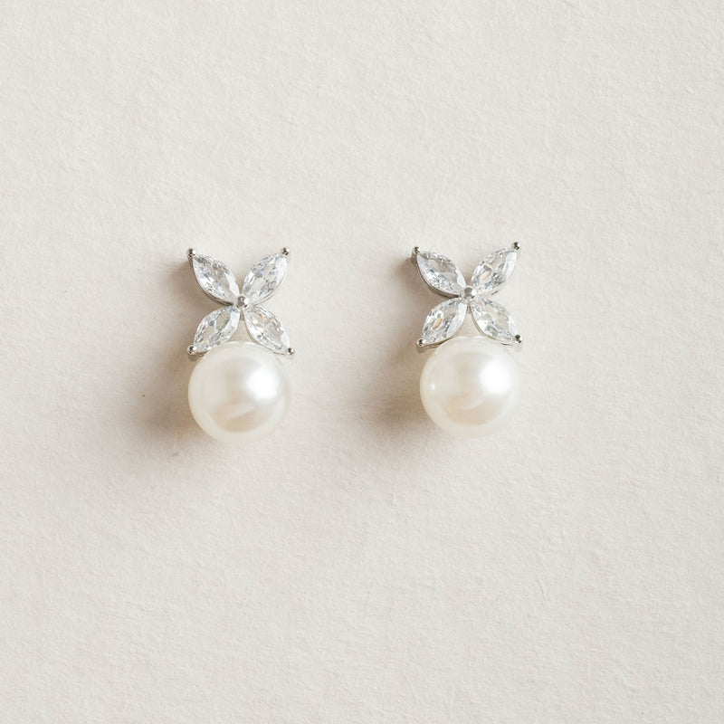 Rue pearl drop earrings (silver) - Liberty in Love