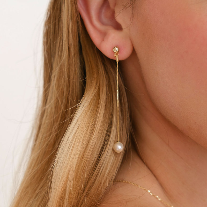 Single freshwater pearl chain drop stud earrings (gold)