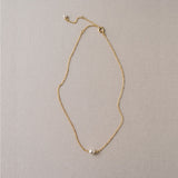 Single pearl choker necklace (gold) - Liberty in Love