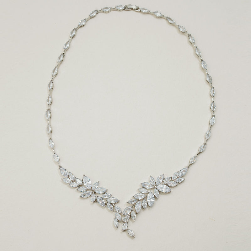 Siren crystal statement necklace (silver) - Liberty in Love