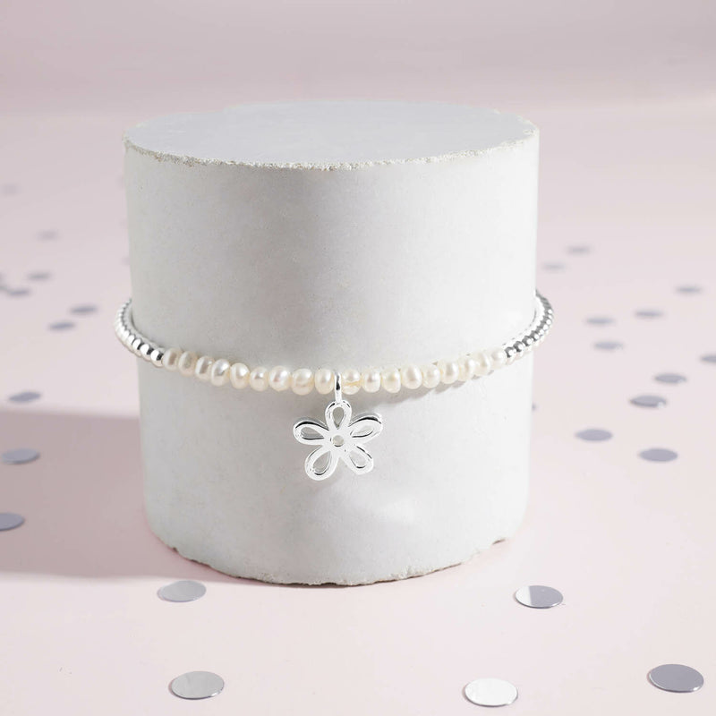 Bridal pearl bracelet 'Lovely flower girl' - Liberty in Love
