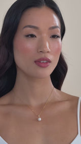 Nura baguette pearl drop pendant necklace (gold)