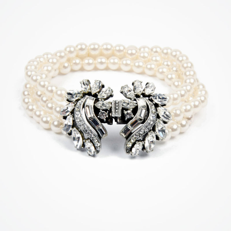 Pearl bracelet with rounded swirl crystal clusters - Liberty in Love