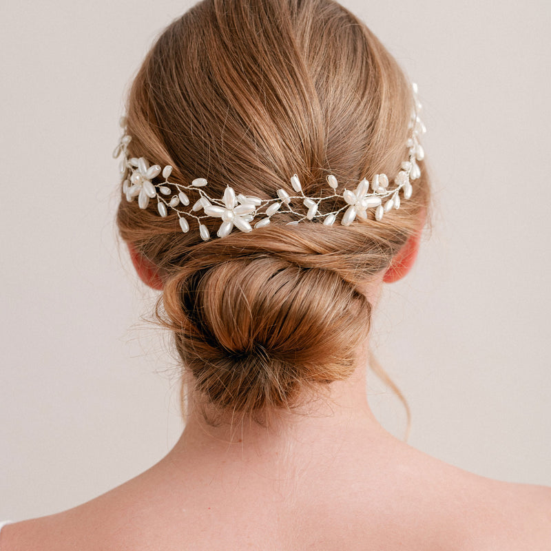 Biana pearl blossom hair vine (silver) - Liberty in Love