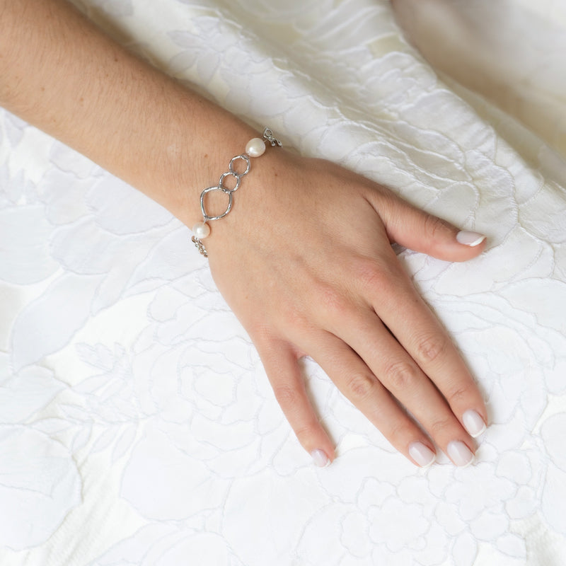 Caprice baroque pearl links bracelet - Liberty in Love
