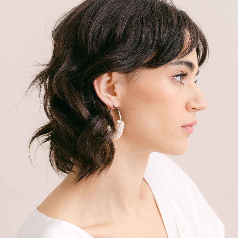 Clustered pearl hoop earrings (silver) - Liberty in Love