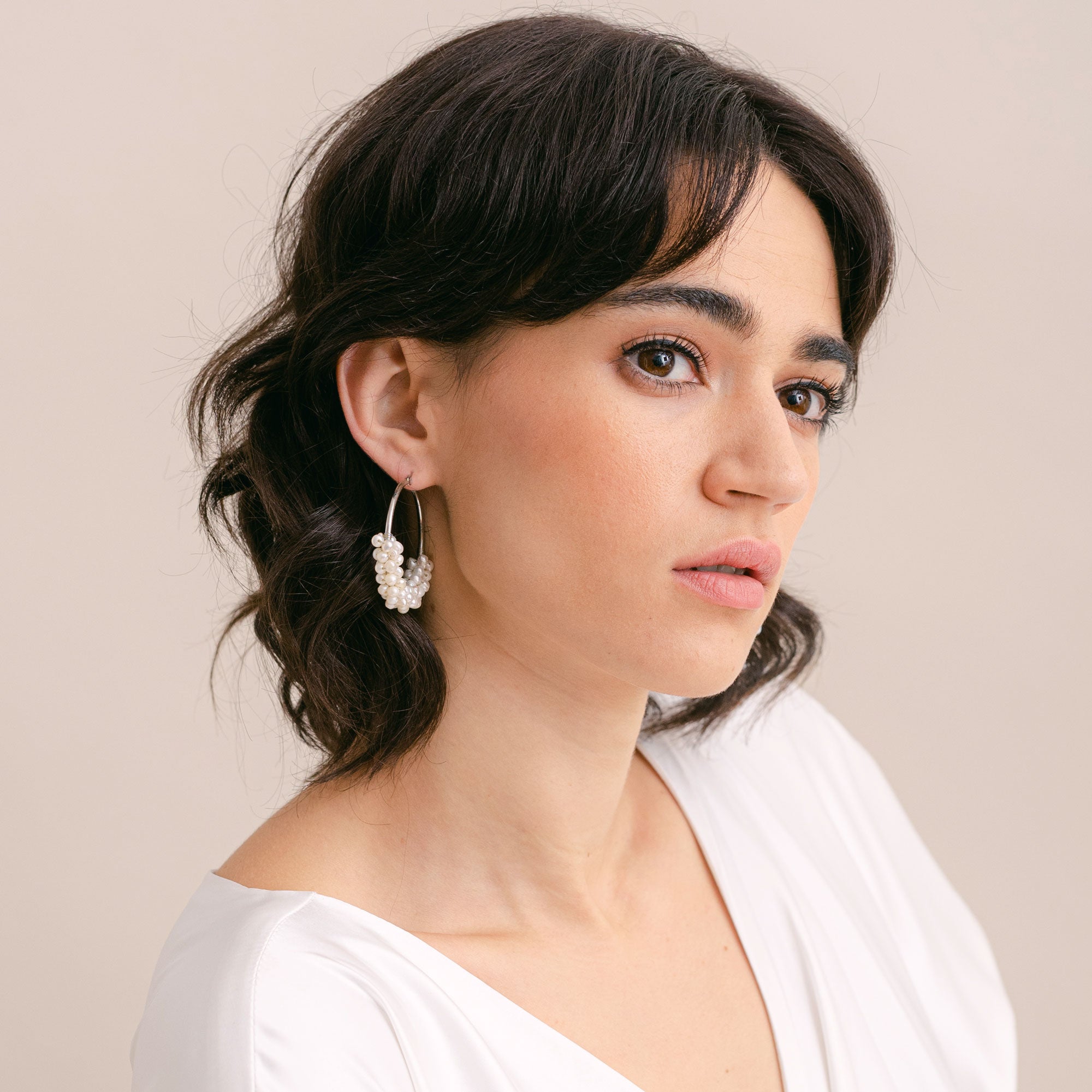Clustered pearl hoop earrings (silver) Aria Liberty in Love