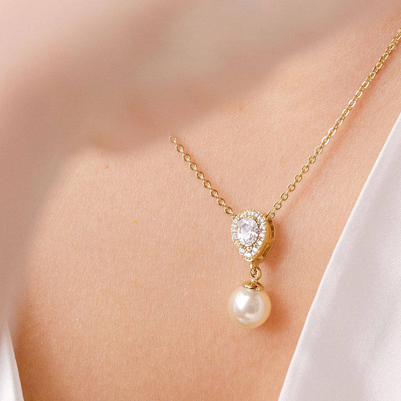 Coco pearl drop earrings and necklace set (gold) - Liberty in Love