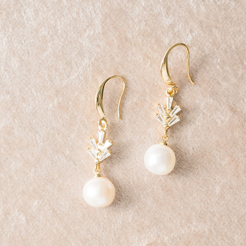 Crystal fan pearl drop earrings (gold) - Liberty in Love