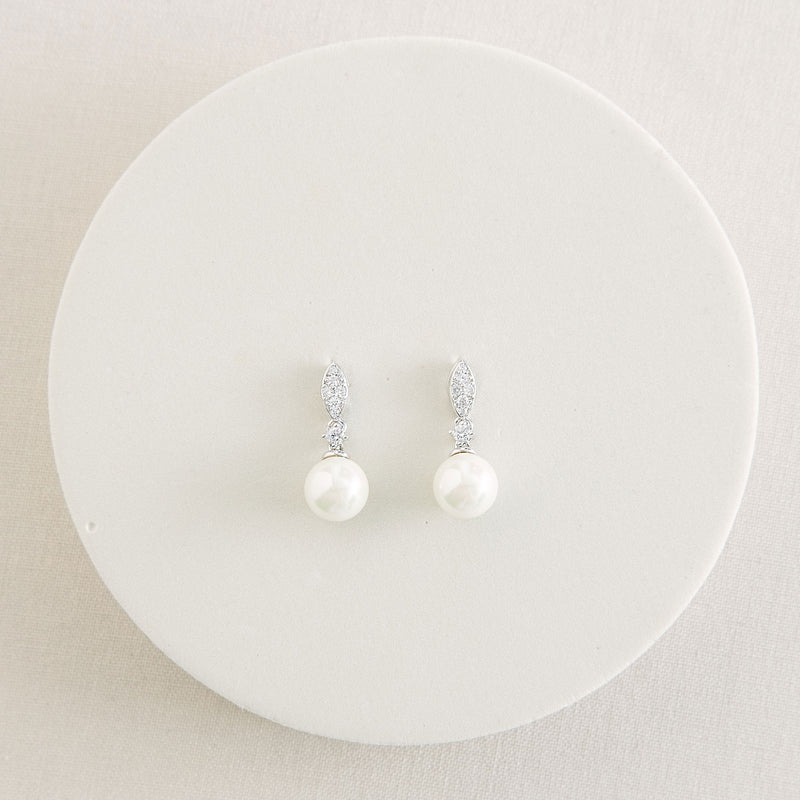 Dublin crystal classic pearl drop earrings (silver) - Liberty in Love