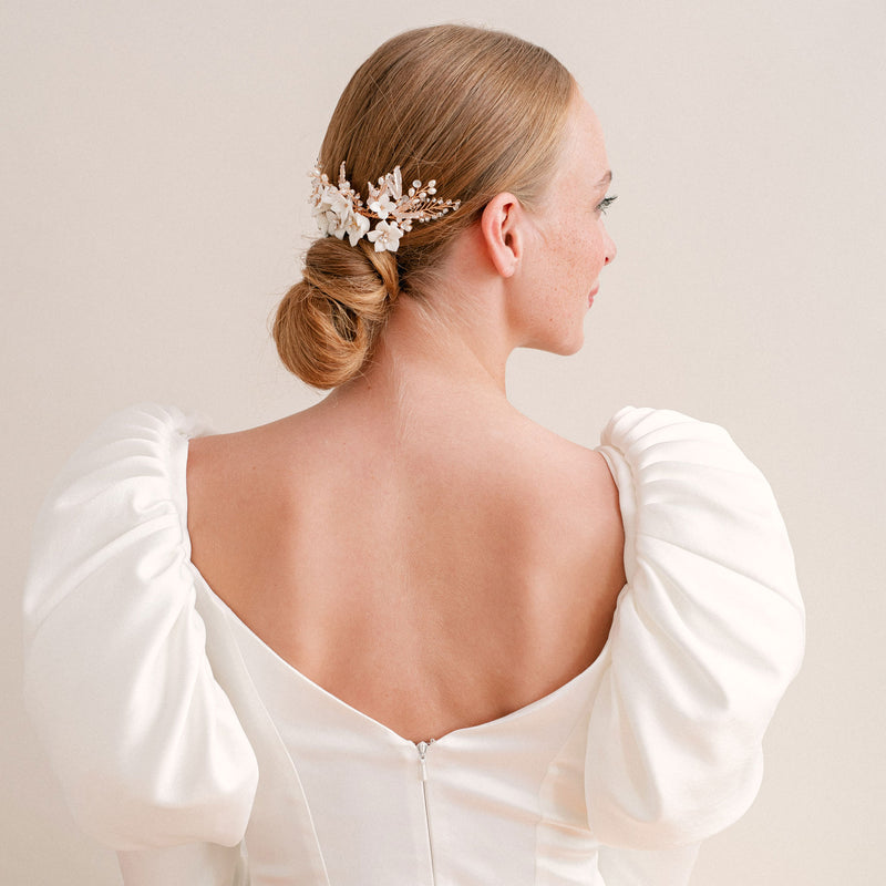 Elisabetta II ivory clay floral gold hair comb - Liberty in Love