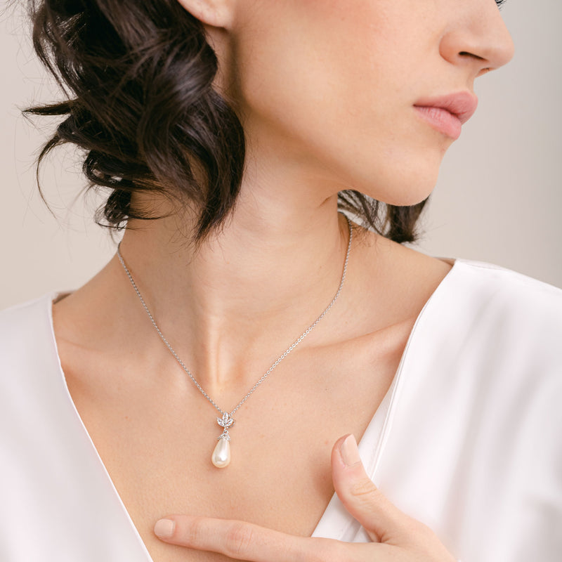 Fleurette navette teardrop pearl necklace (silver) - Liberty in Love