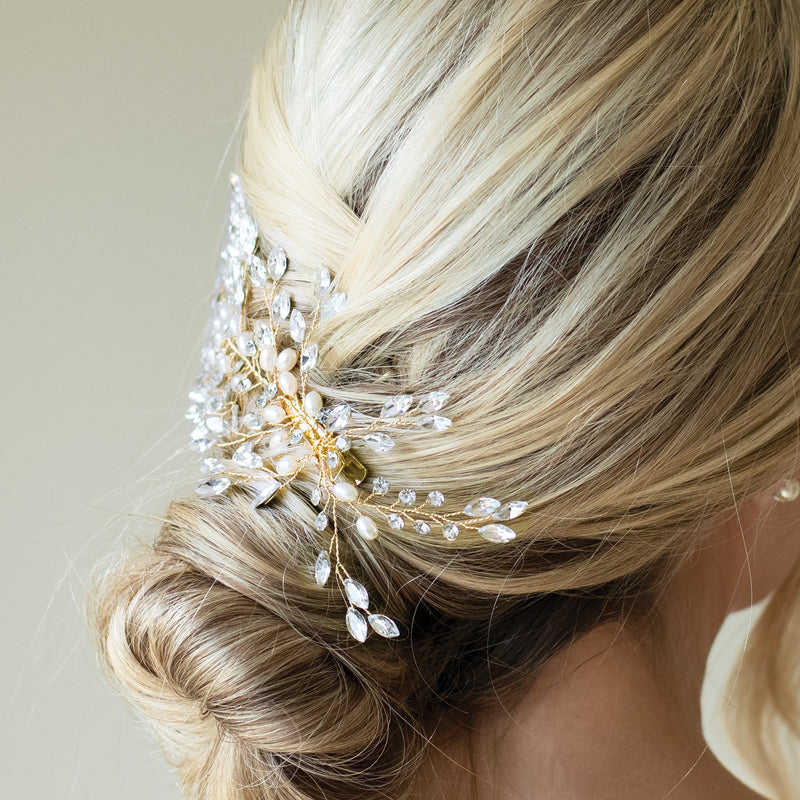 Pearl serenade crystal spray clip (gold) - Liberty in Love
