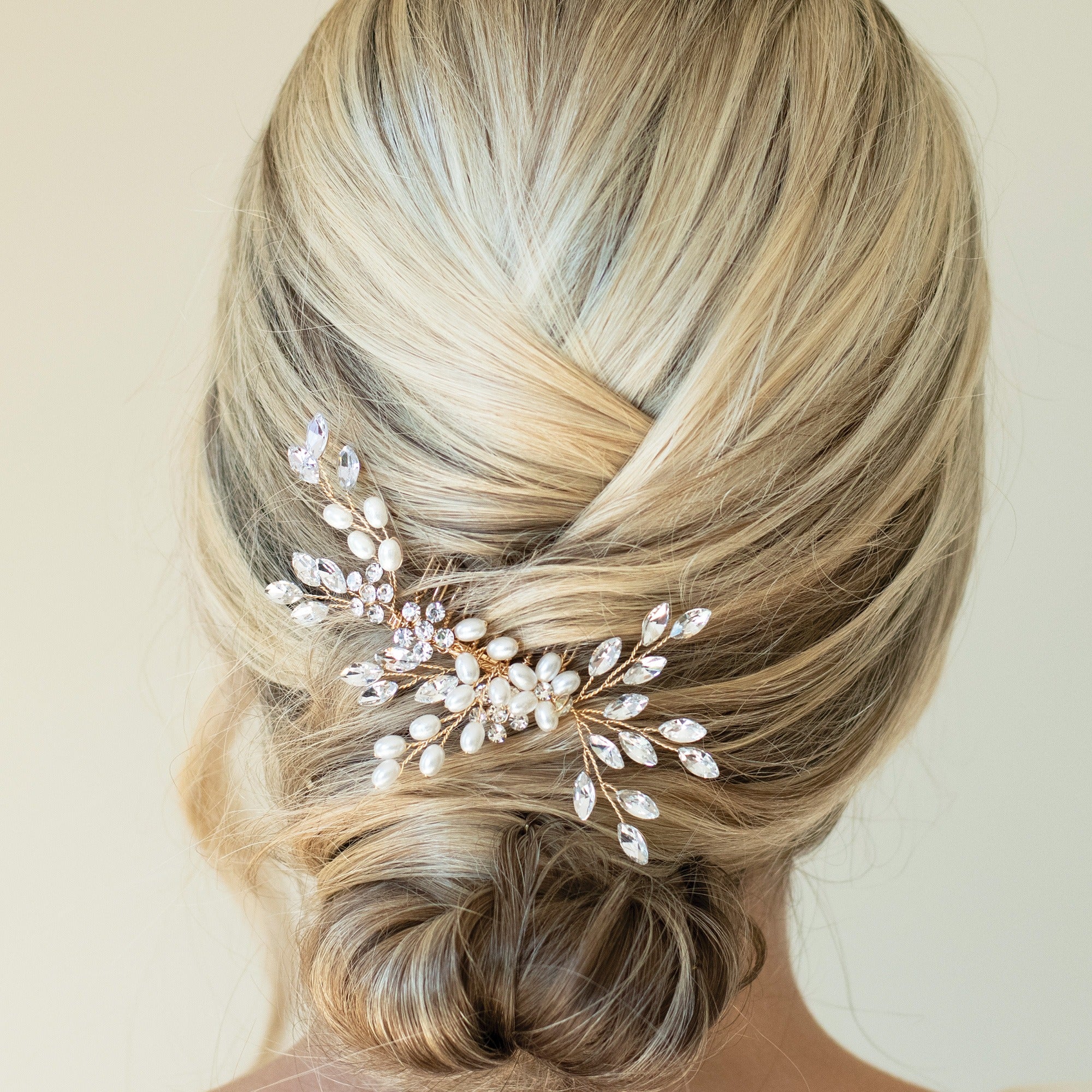 Golden shimmer crystal and pearl leafy comb | Ivory & Co – Liberty in Love