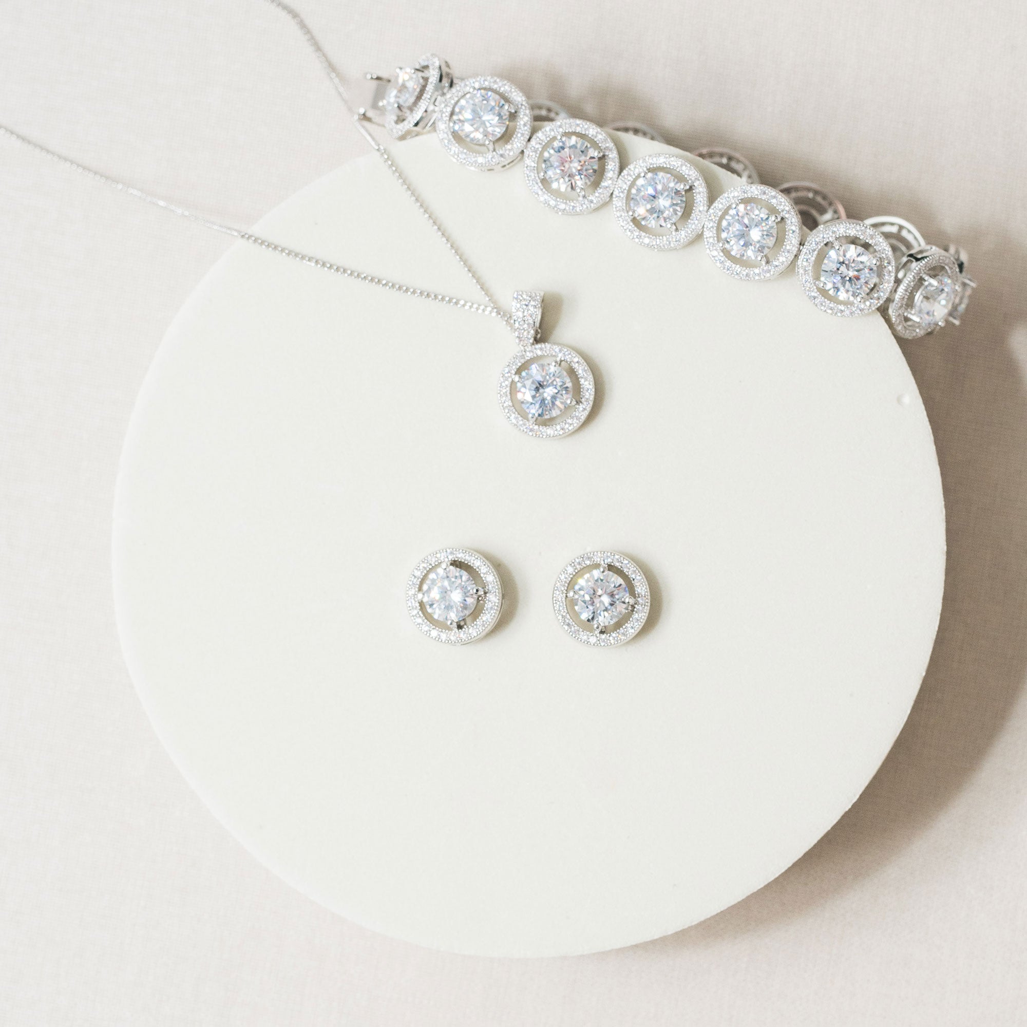 Hampton threepiece bridal jewellery set Ivory and Co Liberty in Love