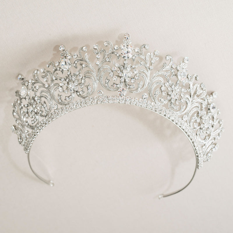 Lady Georgina crystal tiara - Liberty in Love