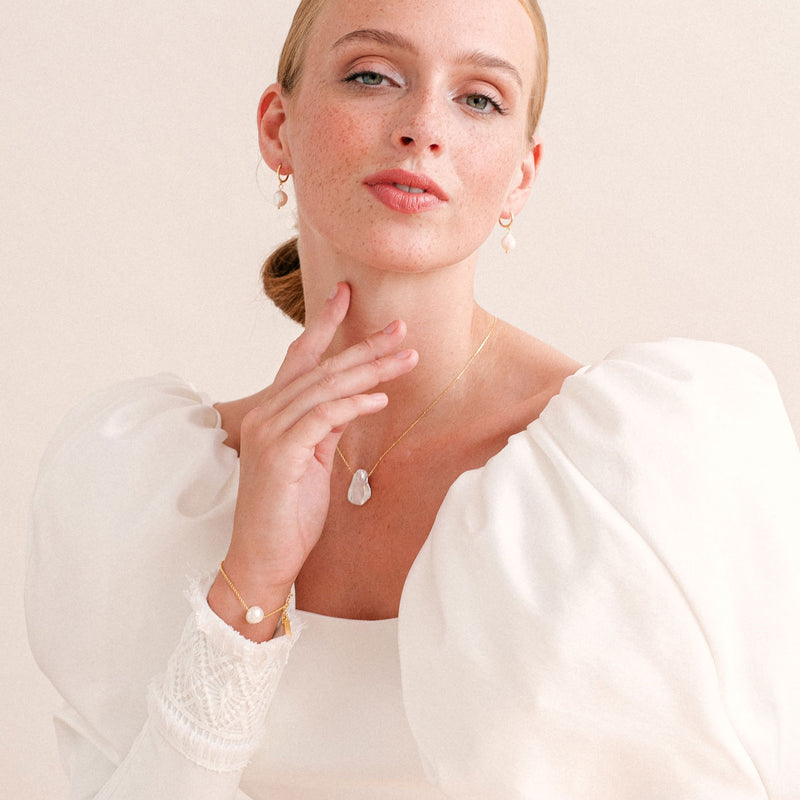 Large freshwater pearl bracelet (gold) - Liberty in Love