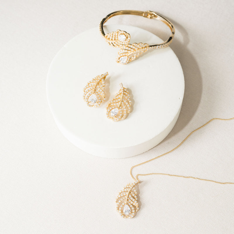 Long island three-piece bridal jewellery set (gold) - Liberty in Love