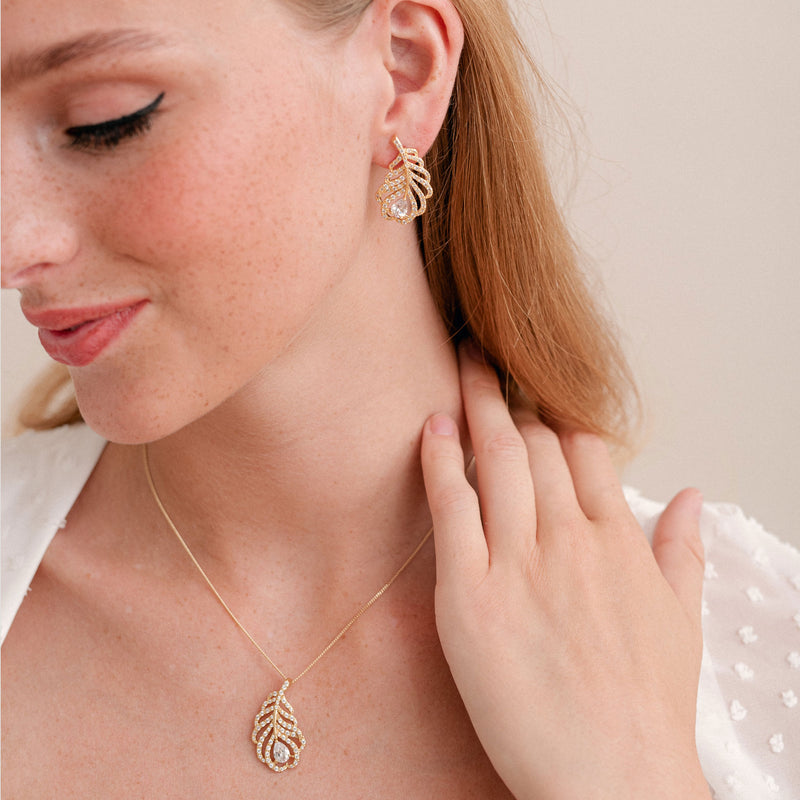 Long island gold feather pendant - Liberty in Love