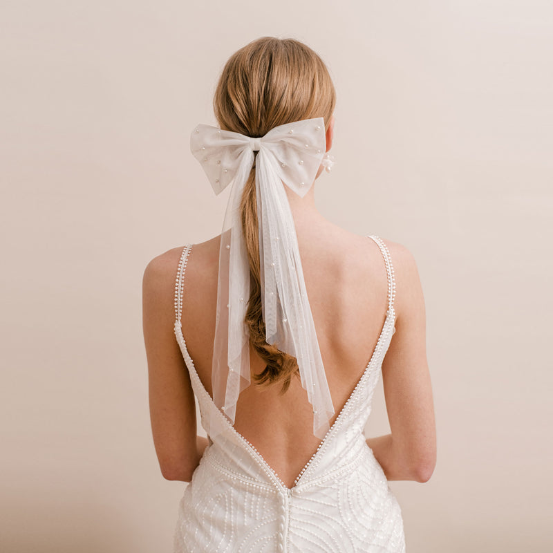 Pearl bow veil - Liberty in Love