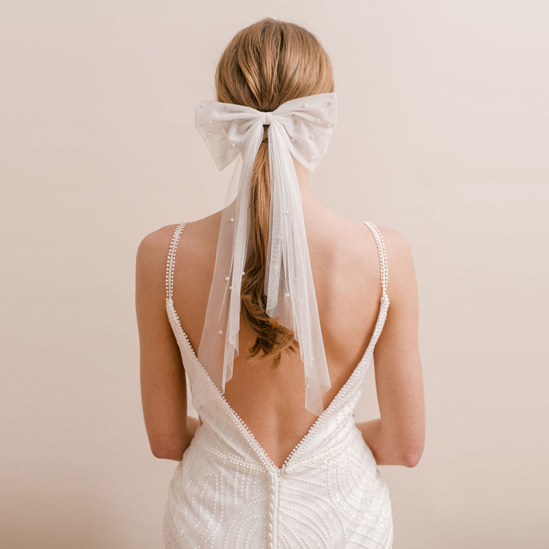 Pearl bow veil - Liberty in Love