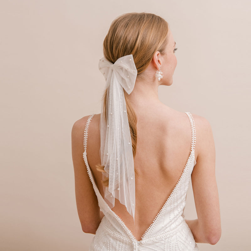 Pearl bow veil - Liberty in Love