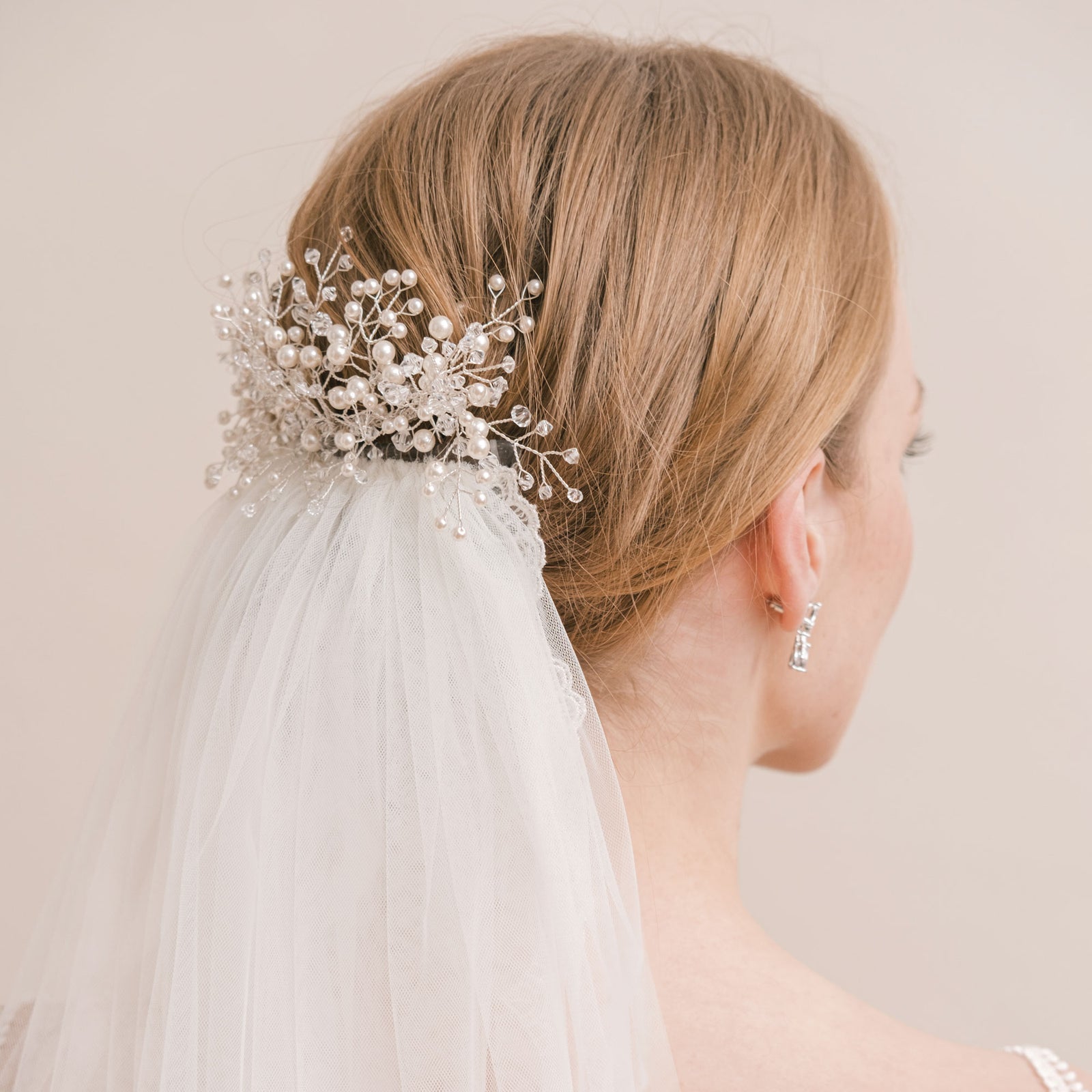 Bridal veil comb discount