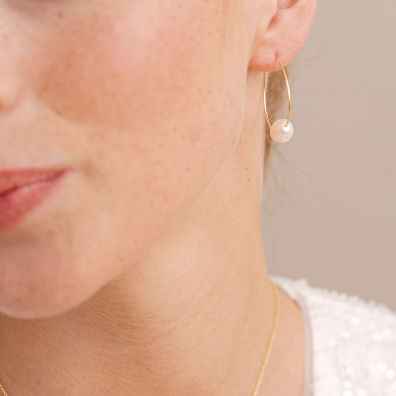 Simple pearl hoop earrings - Liberty in Love