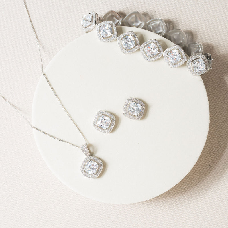 Richmond three-piece bridal jewellery set - Liberty in Love