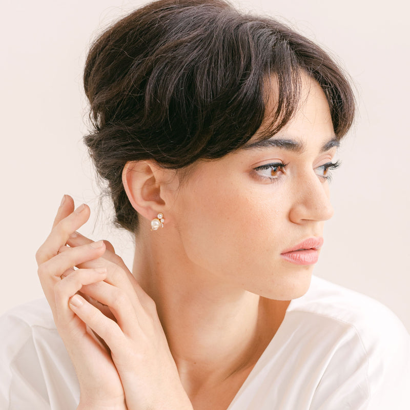 Rosy pearl and crystal stud earrings (gold) - Liberty in Love